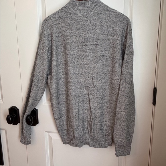 Gray Ribbed quarter zip Sweater - Picture 5 of 5